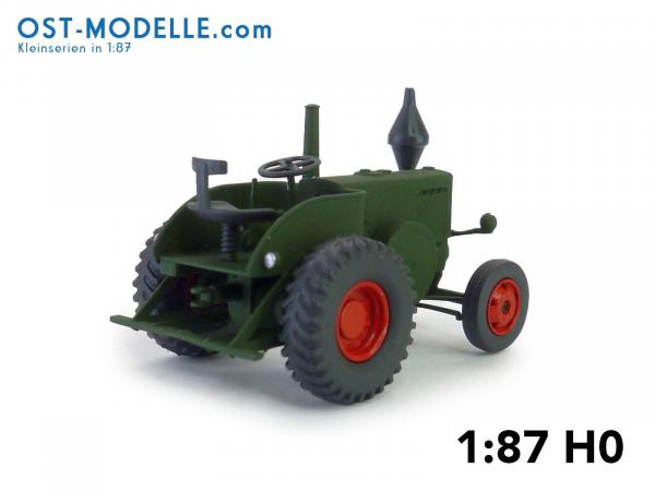 Traktor Ursus C45 (Lanz) Straßenbereifung (Gummi) dunkelgrün